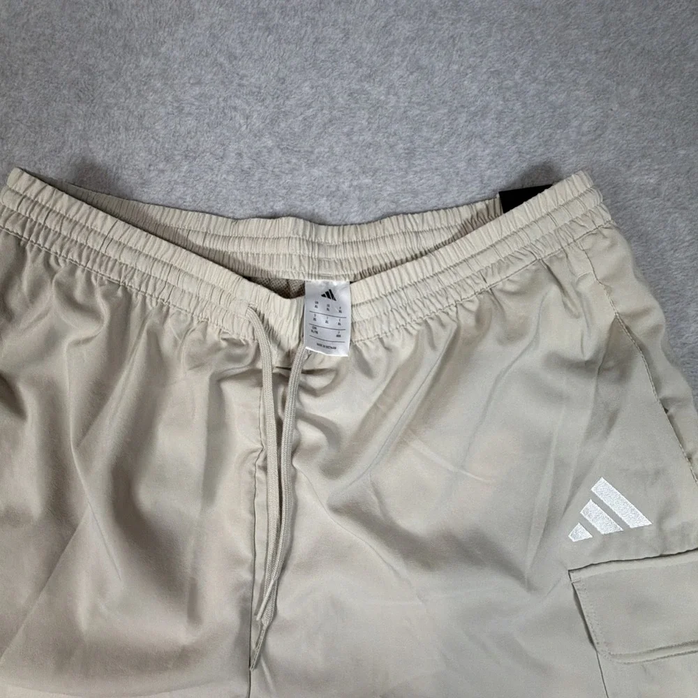 Adidas Cargo Shorts Mens XL Sandstone/White Logo 5